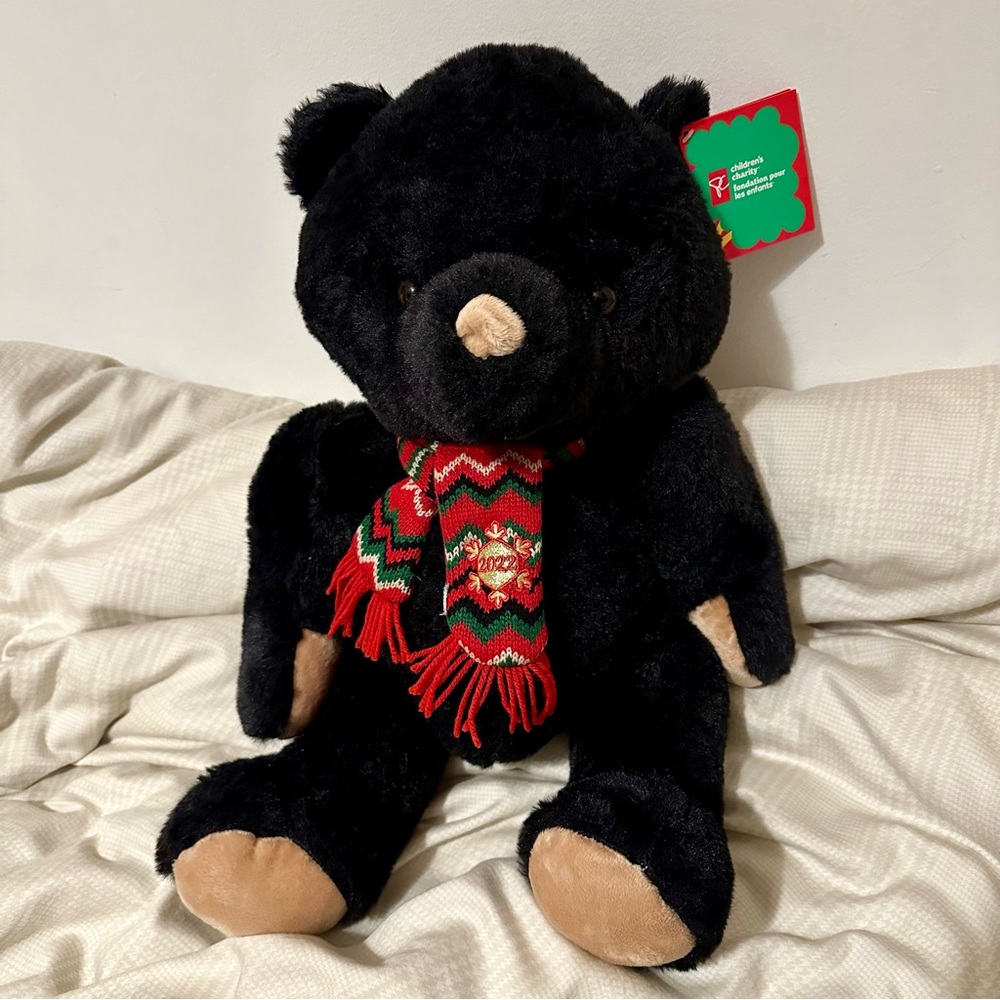 BNWT President’s Choice Children’s Charity Holiday Teddy Bear